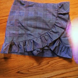 Plad Skirt-Scort- Shorts and Skirt